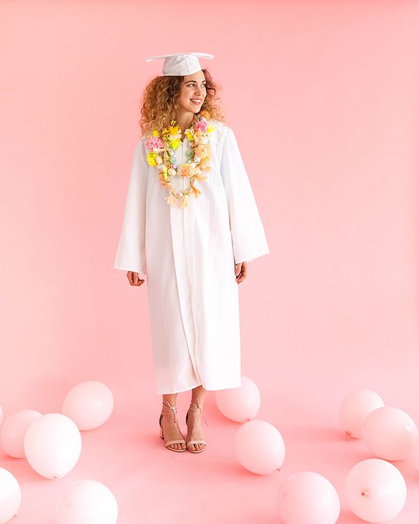 DIY Bonbons Graduation Leis